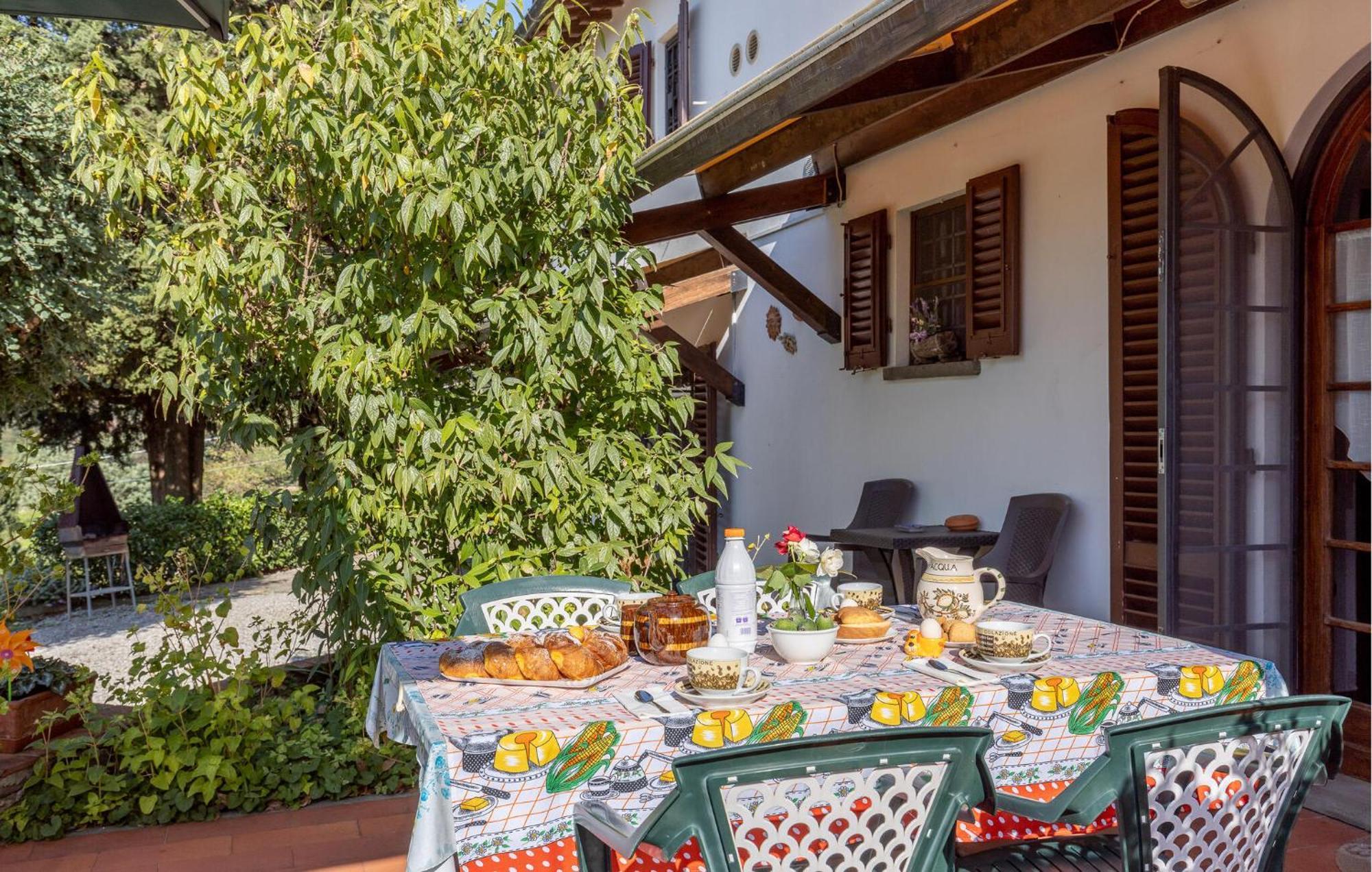 Beautiful Home In Uzzano Pt With Kitchen Ngoại thất bức ảnh